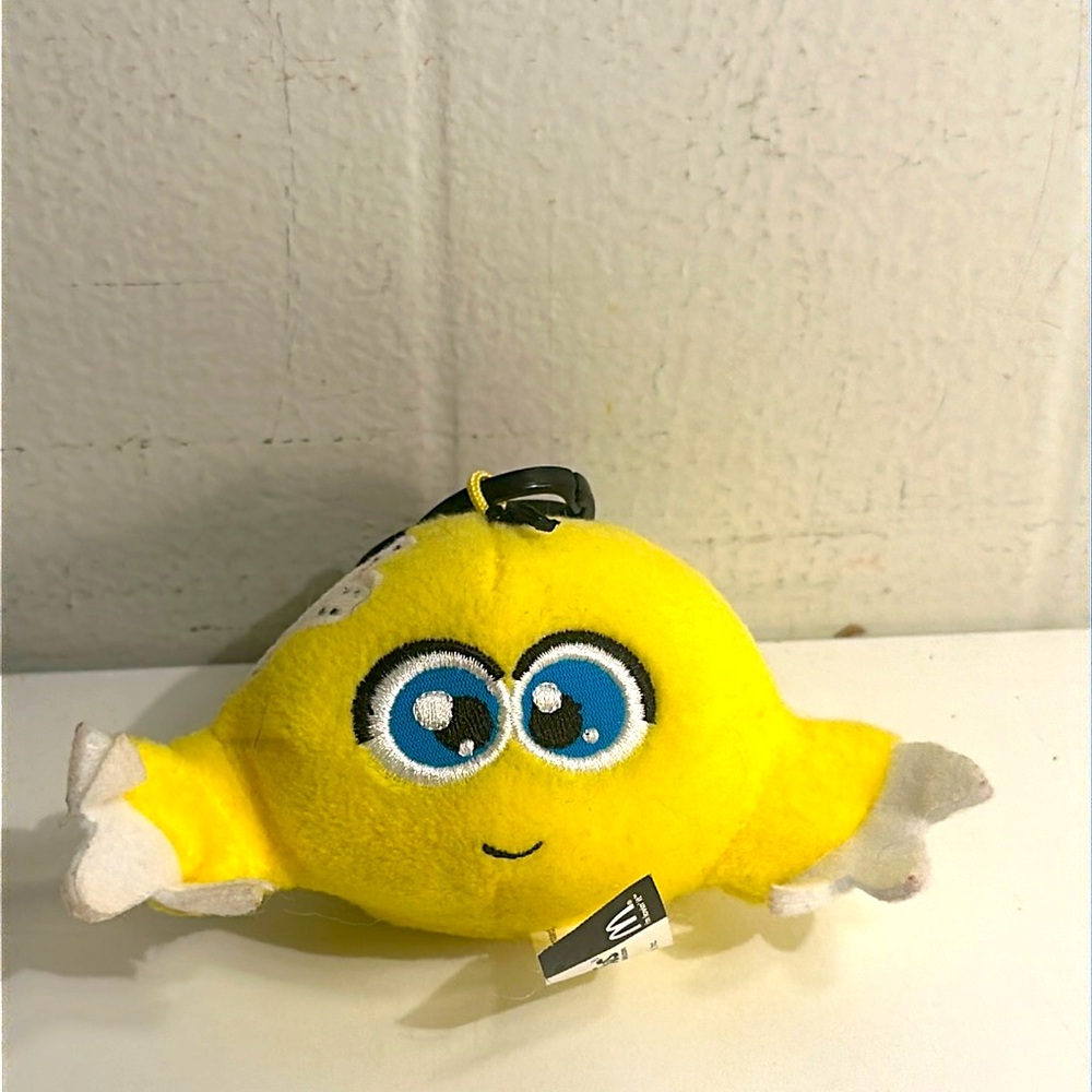 RARE Y2k 2005 Neopets yellow kiko plush keychain toy McDonalds VINTAGE